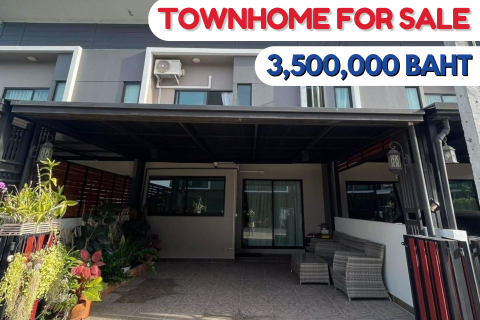 Stunning 2-Story Townhome for Sale - Prime Location on Bangna-Ring Road!